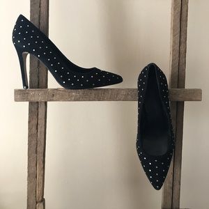 Banana Republic Gold Stud Shoes